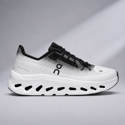 Cloudtilt Black|Ivory