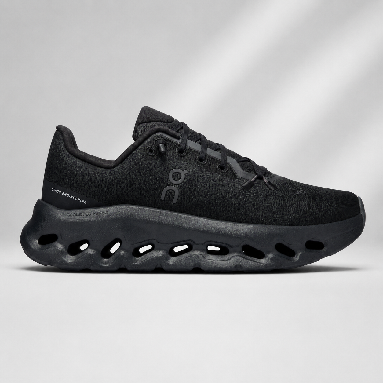 Cloudtilt Eclipse|Black