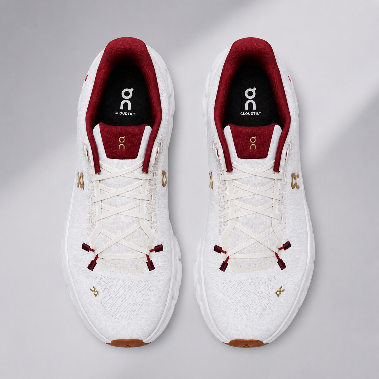Cloudtilt White | Red